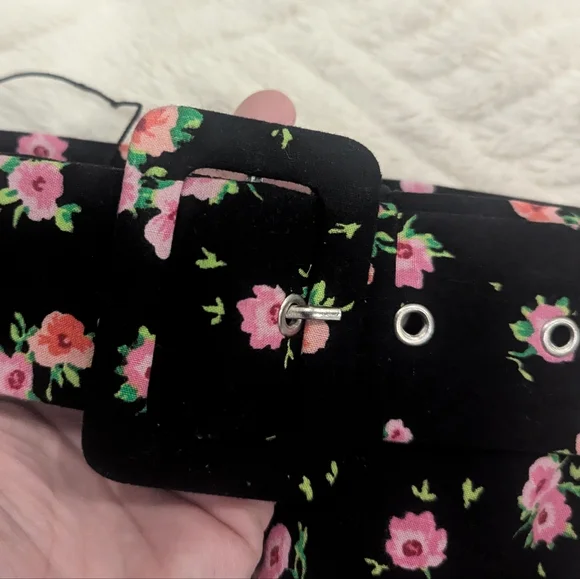 NWT ZARA Black and Pink Floral High Waisted Midi Skirt with Belt - Picture 5 of 7